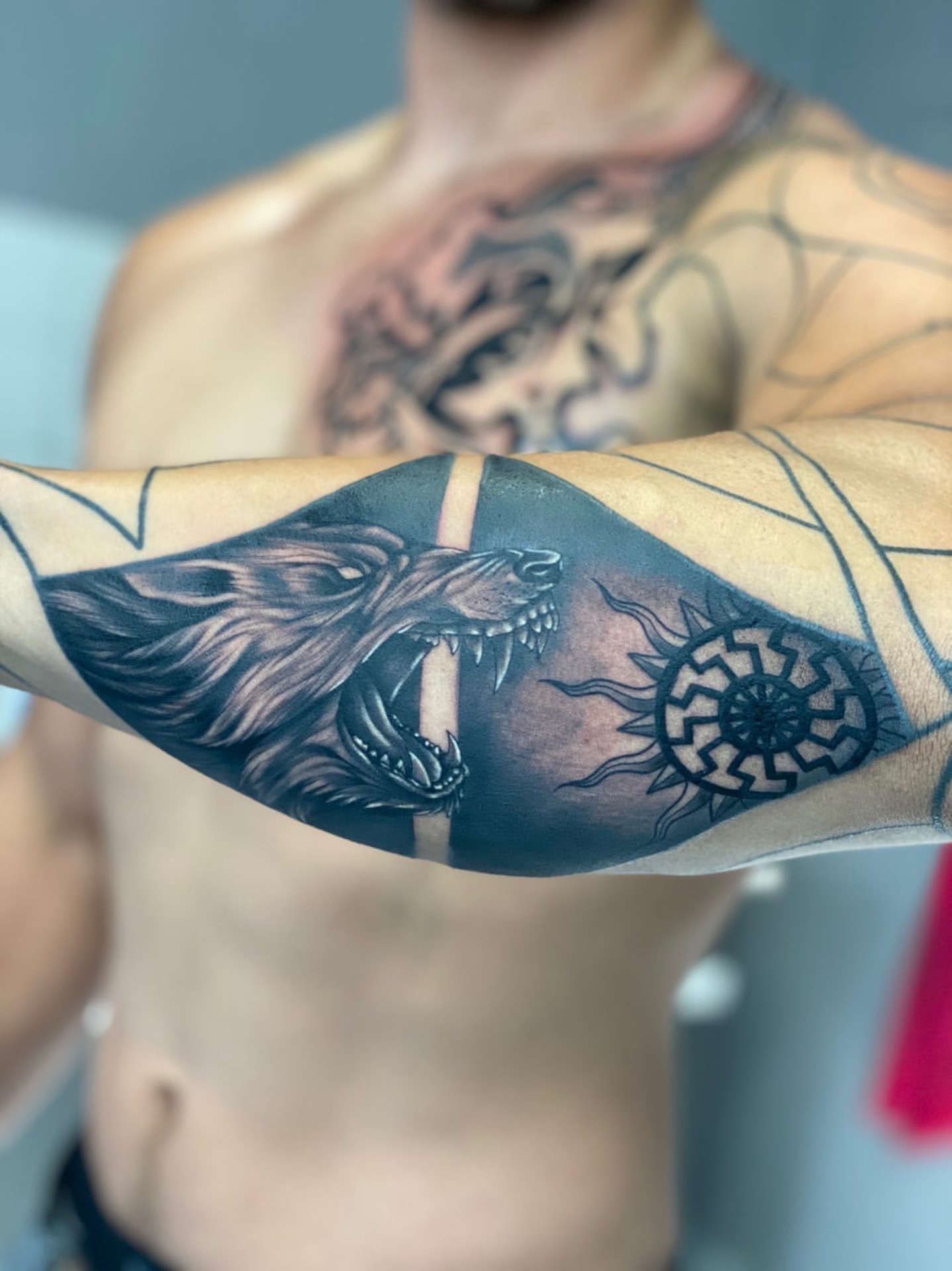 Tattoo Unterarm Wolf
