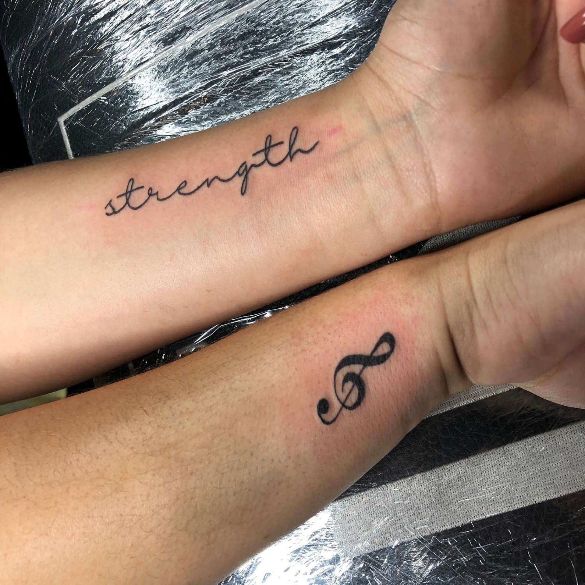 Tattoo Unterarm Musik