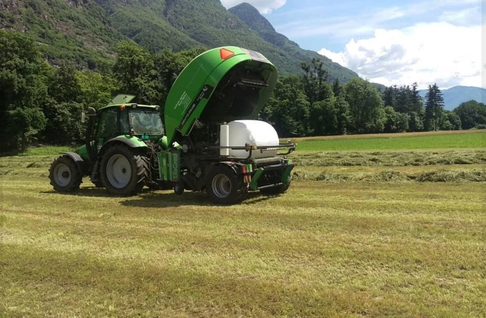 Azienda Agricola Mirko Bassi﻿ - Rotoli di Fieno
