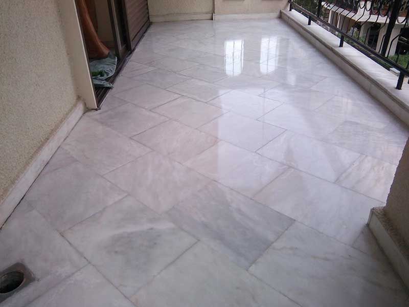 Γυάλισμα βεράντας