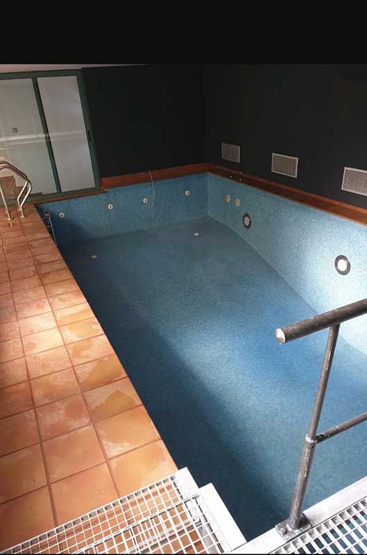 Καθαρισμός Πισίνας