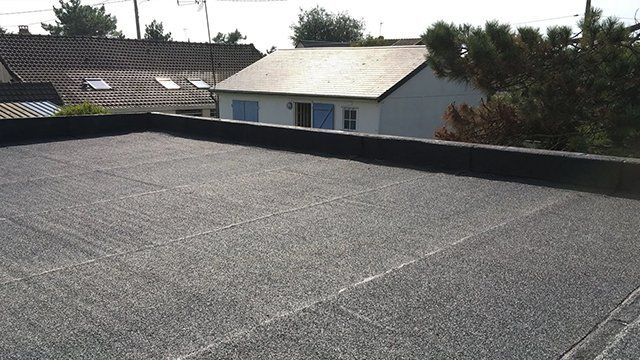 Étanchéité sur bac acier sur maison de quartier