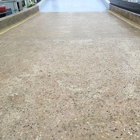 Réalisation d’une étanchéité liquide à base de résine polyuréthane