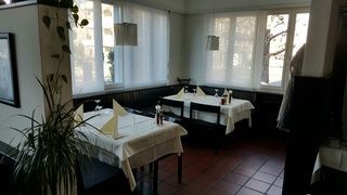 Osteria Adler | Authentische italienische Küche | Pizza | Triesen Liechtenstein