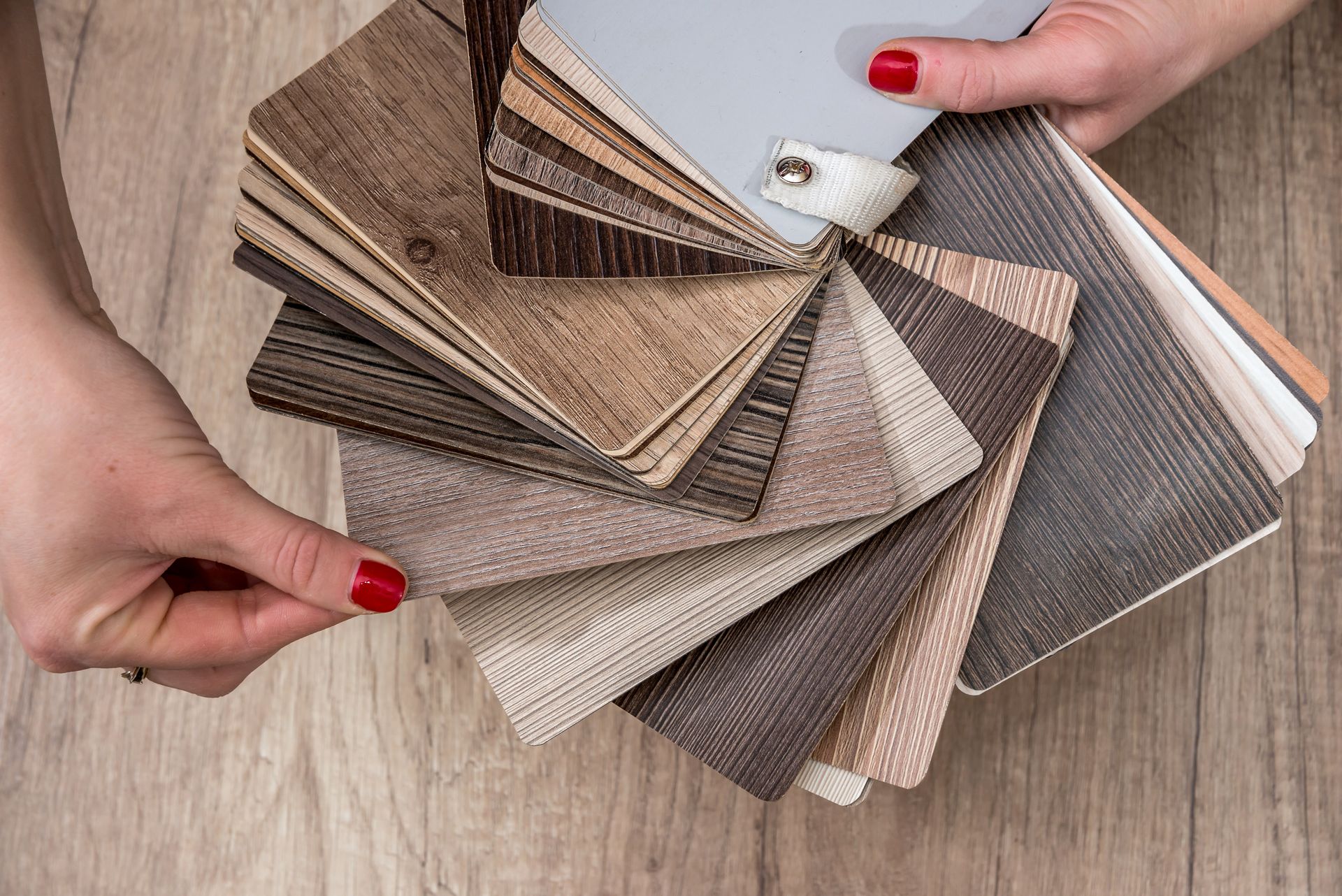Échantillons de vinyle imitation parquet