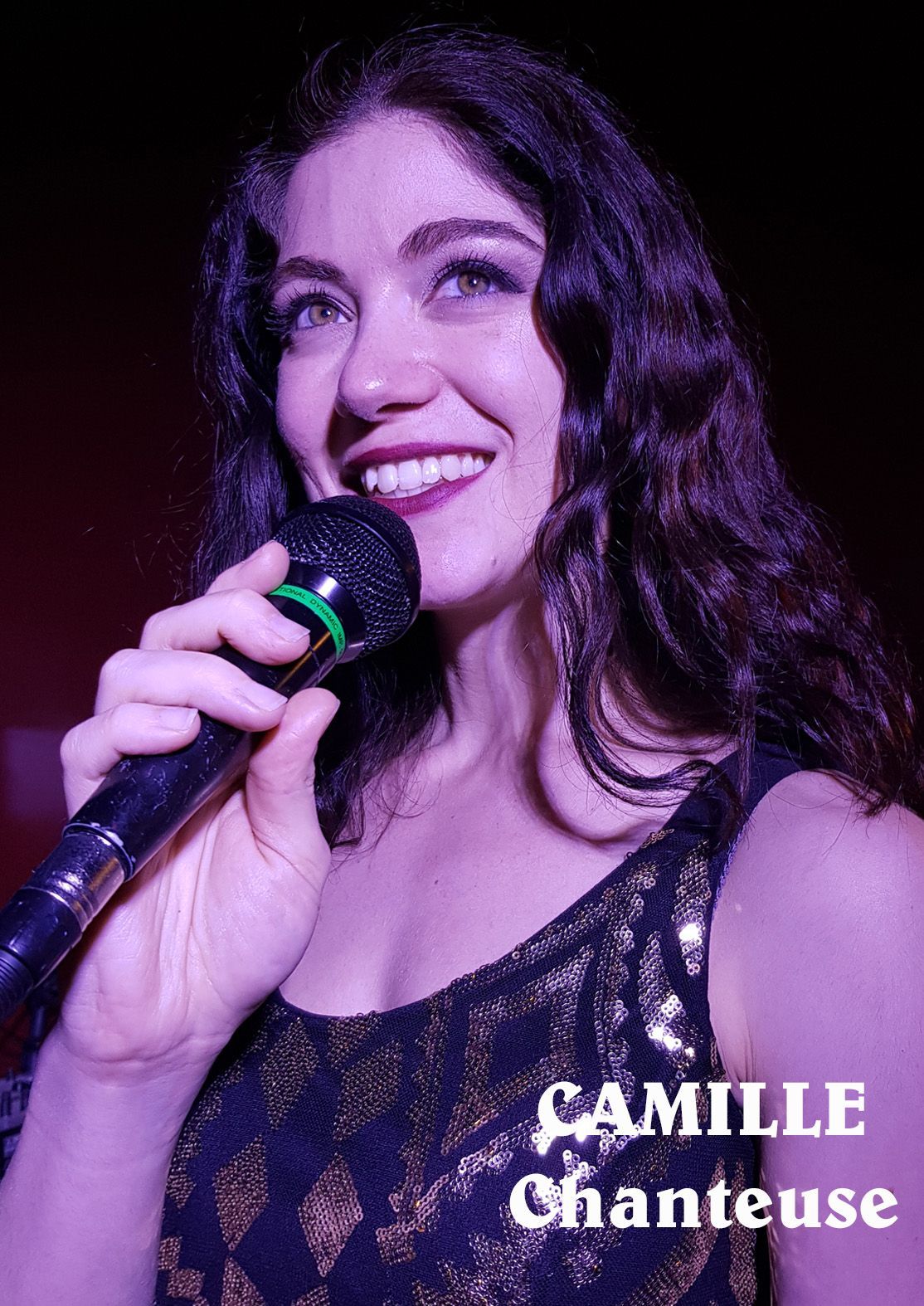 Chanteuse Camille
