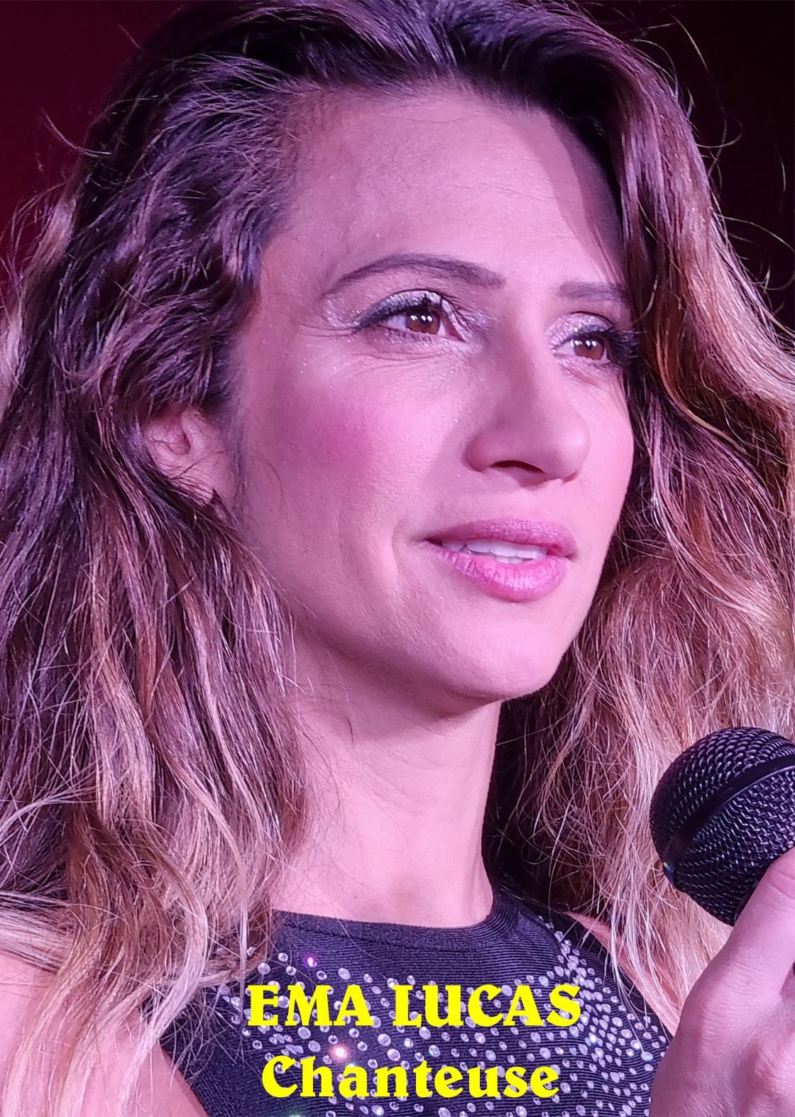 Chanteuse Ema Lucas