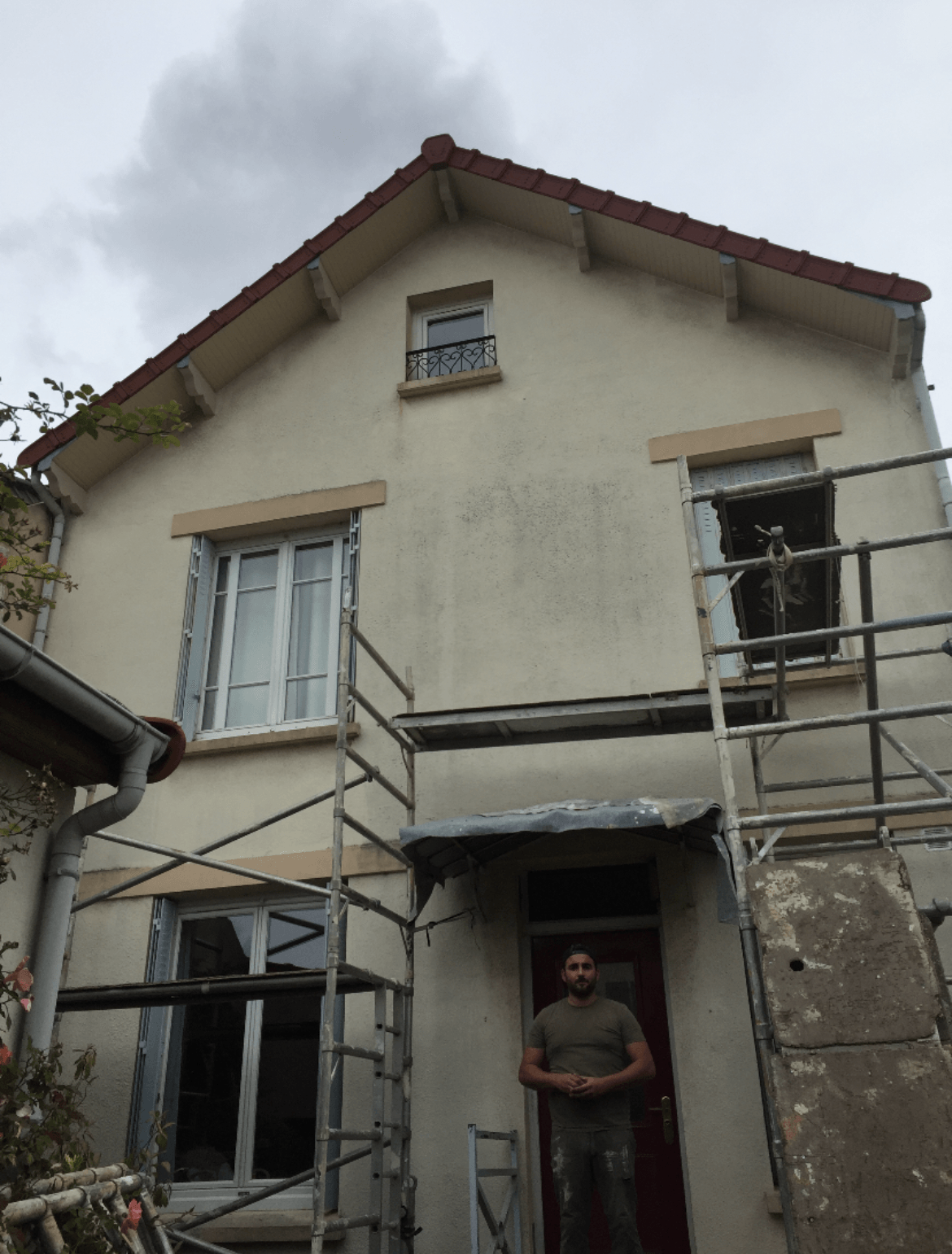 Chantier avant ravalement de façade