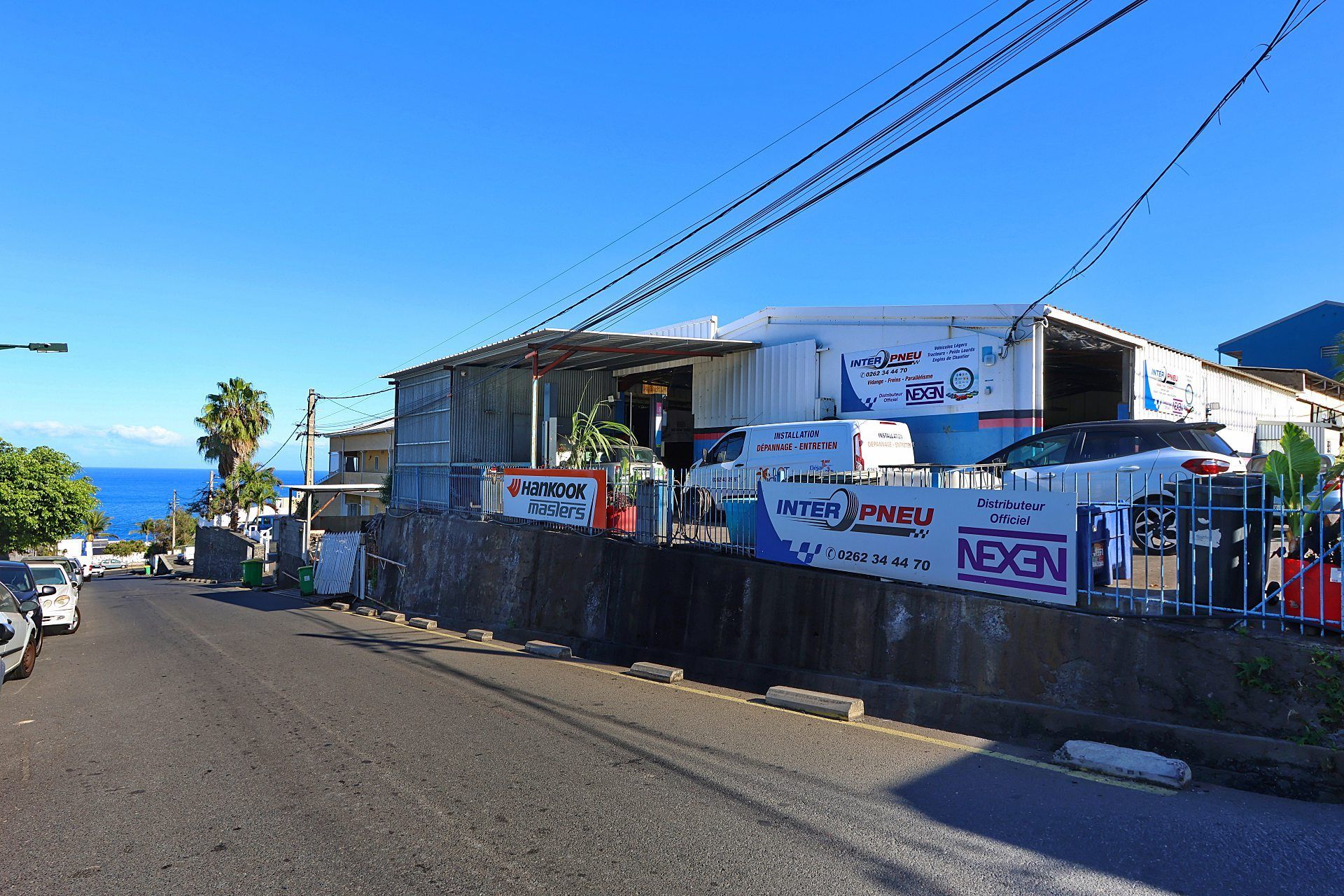 Dans la rue du garage Inter Pneus