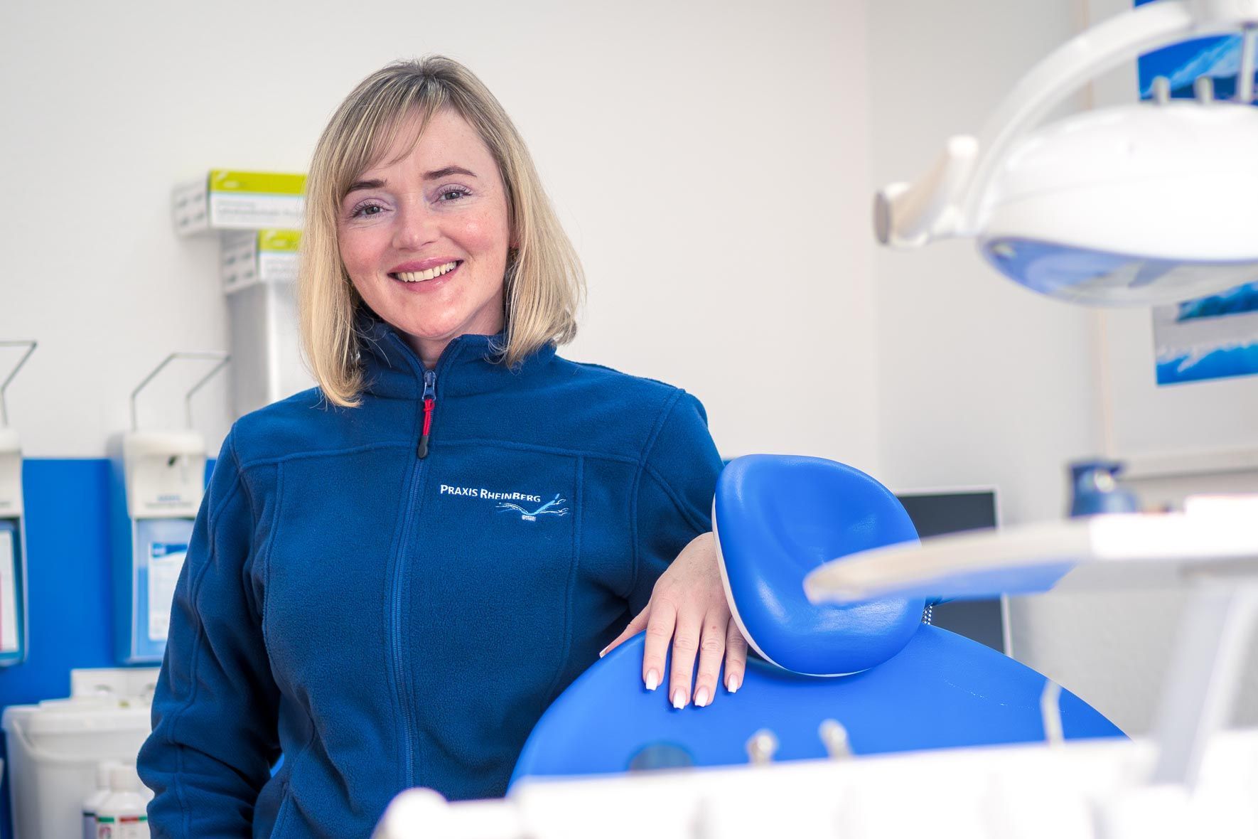 Frau Angelina Gielen