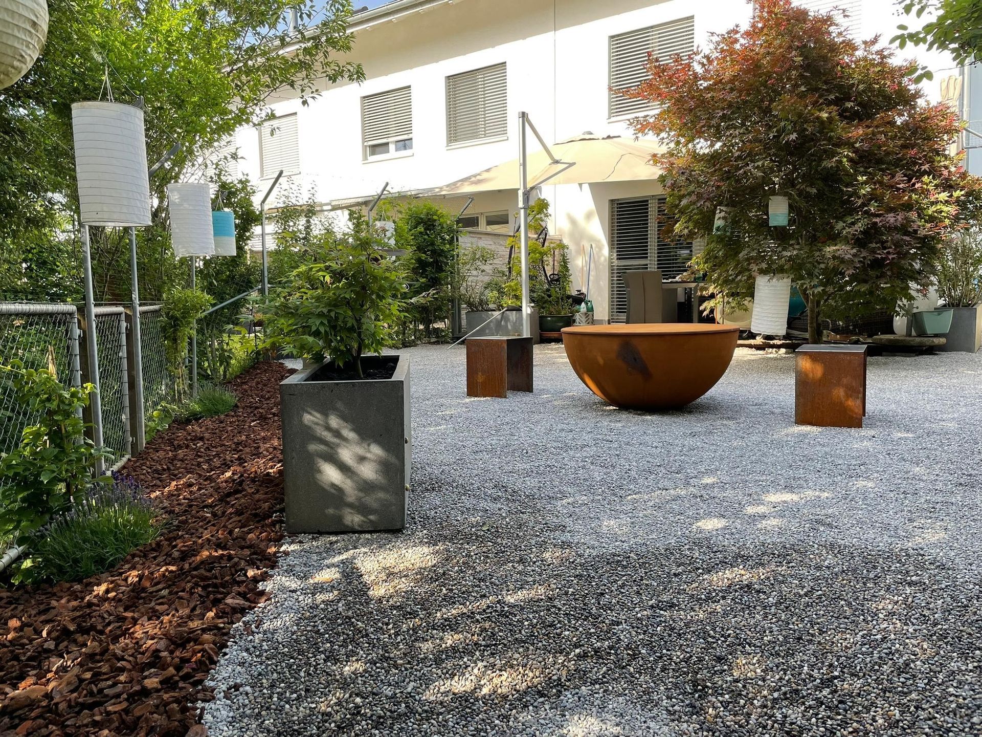Professionelle Gartengestaltung von Bison Gartenbau AG in Muttenz, Basel, Liestal, Sissach, Pratteln und der Region Basel. Hochwertige Gartenplanung und Landschaftsbau für Ihr Zuhause.