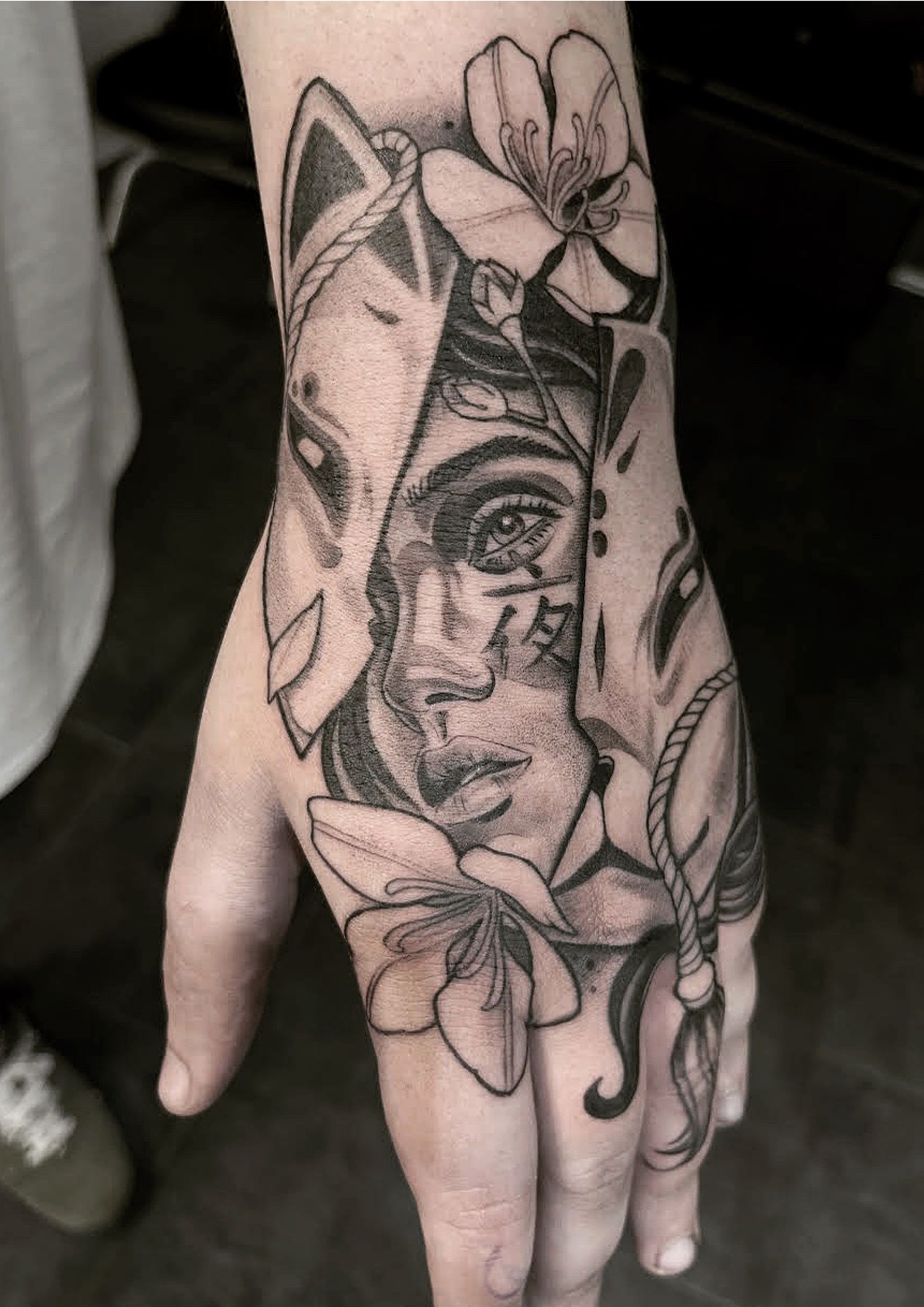 tattoo flash paris , tatouage neotrad paris