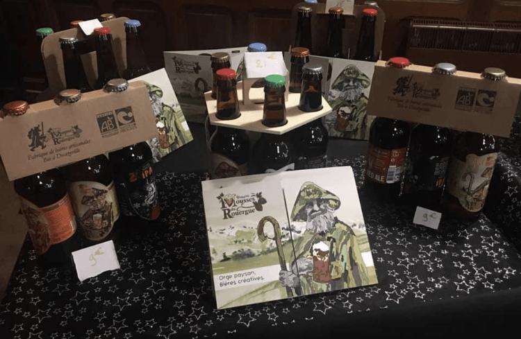 Coffrets régionaux dans l'épicerie