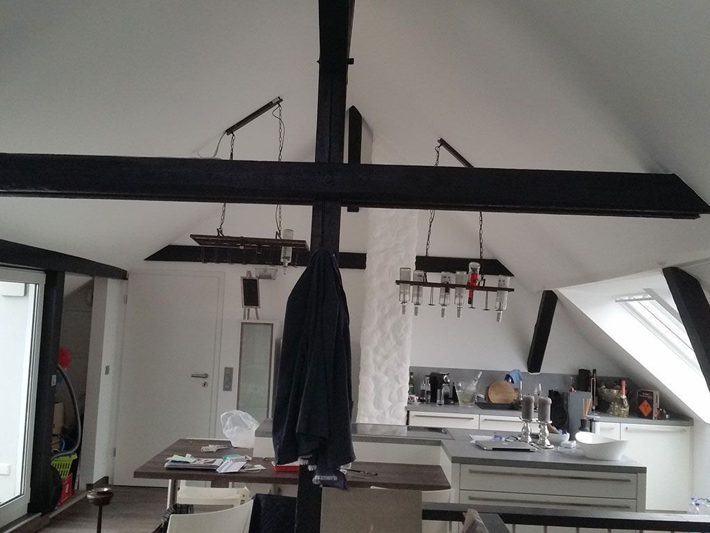 Holzbearbeitung Lettmann Dachgeschoss mit Balken