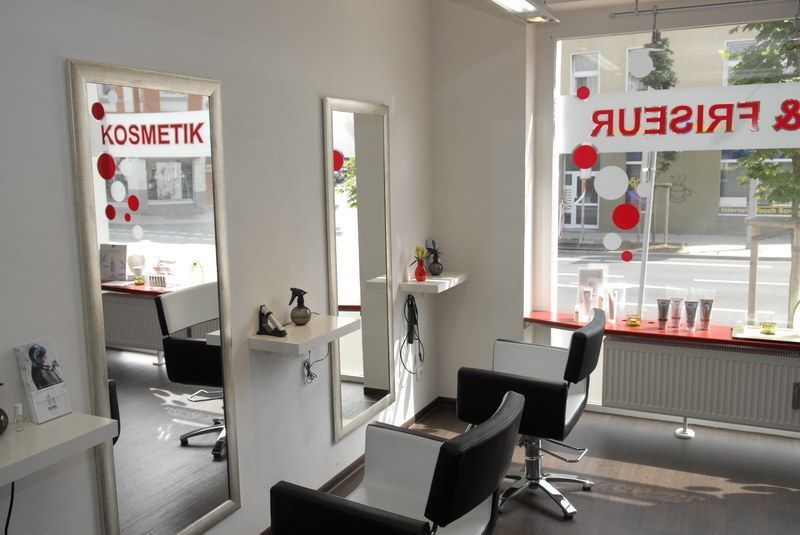 Holzbearbeitung Lettmann Friseursalon