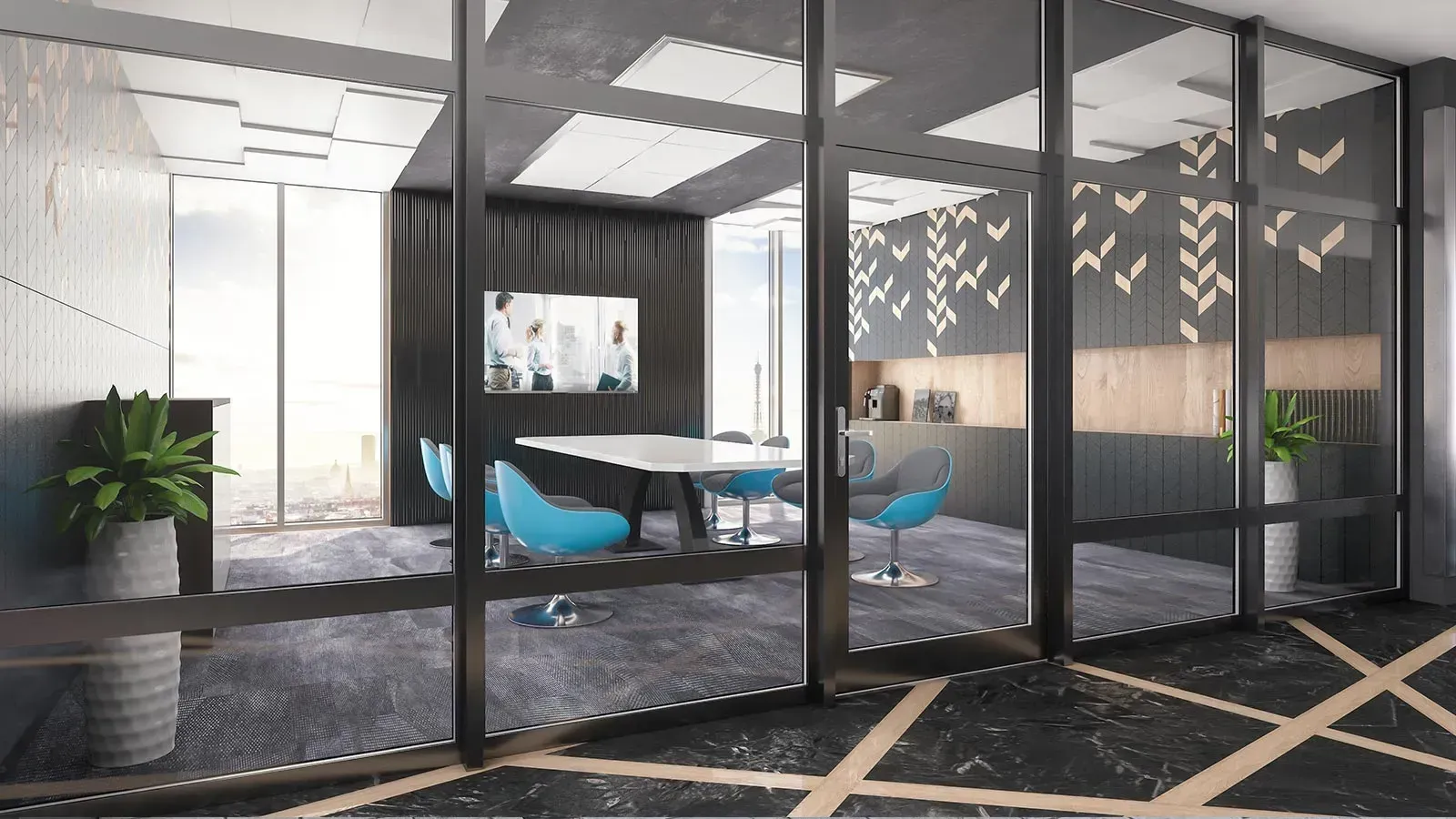 Moderner Bürokonferenzraum mit Glaswänden, blauen Stühlen und Blick auf die Stadt.