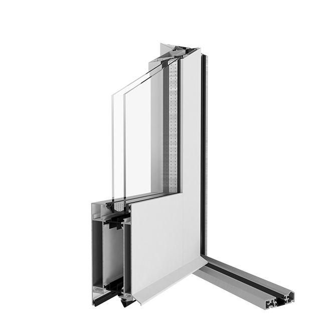 Querschnitt eines modernen Fensters mit drei Glasscheiben, der den Rahmen und eine Fensterbank zeigt, schräg vor einem weißen Hintergrund.