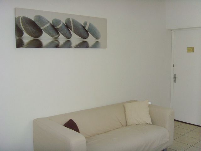 Intérieur d'une chambre funéraire avec son cannapé