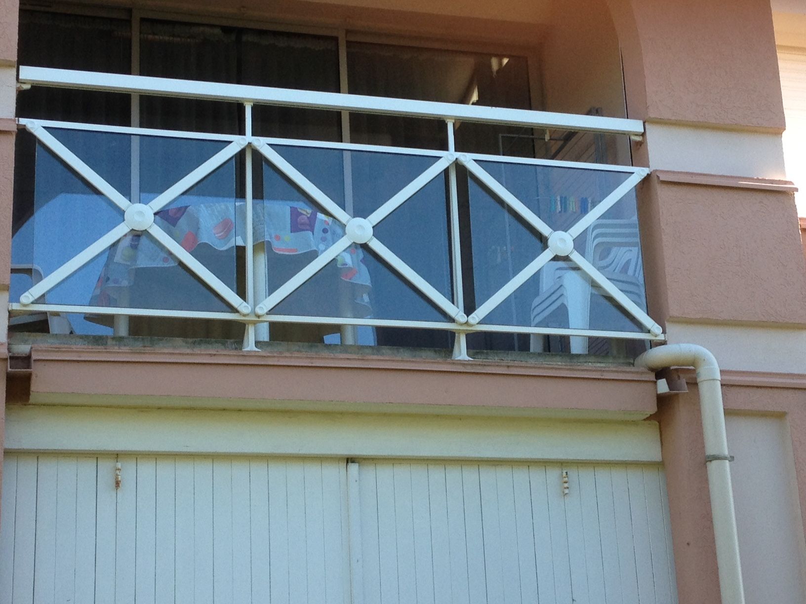 Garde corps de balcon vitré