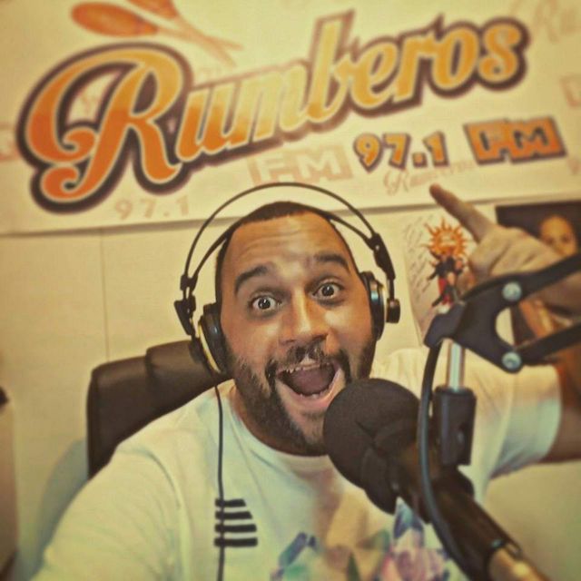 Personas mayores Concesión nivel Emisora de radio en Santa Cruz de Tenerife | Rumberos FM