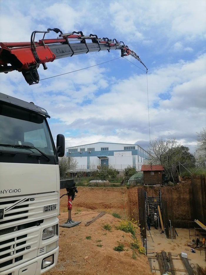 ΓΕΡΑΝΟΙ ΣΑΚΗΣ - Ανυψώσεις, Μεταφορές, Ενοικίαση γερανών – κλαρκ