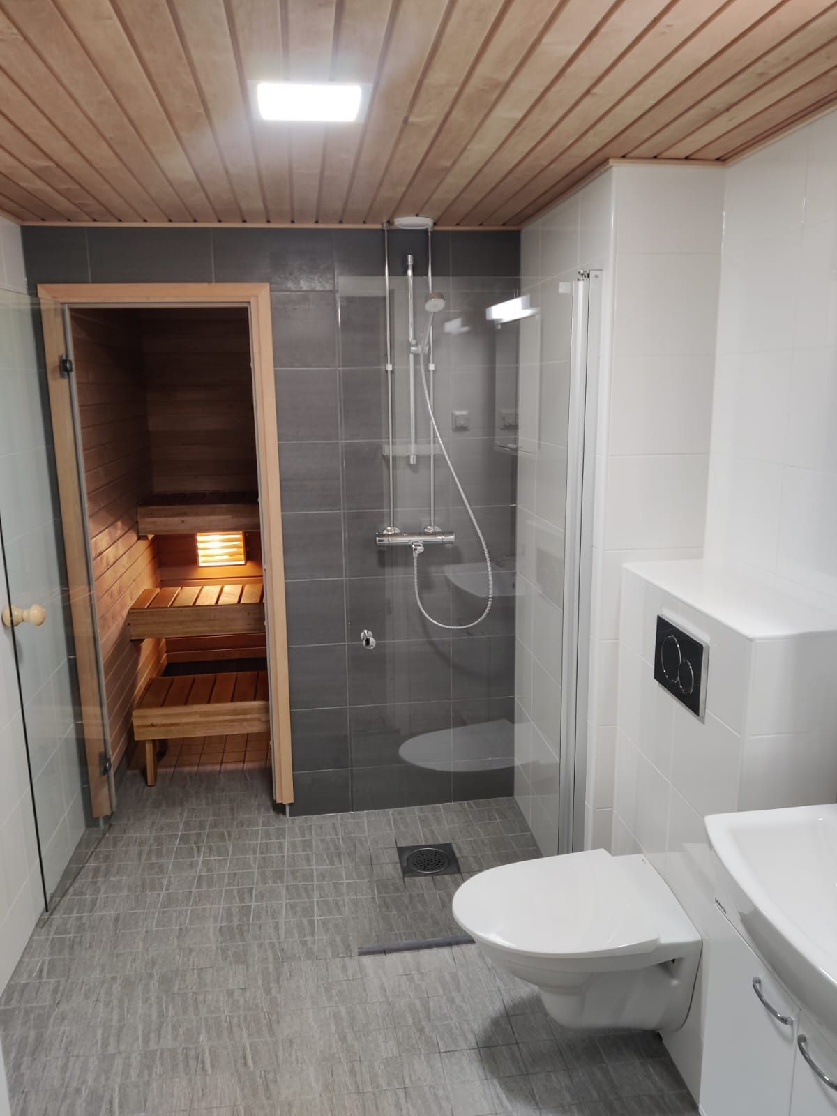 TurkuTiimi Oy tarjoaa kattavat rakennuspalvelut jokaiseen tarpeeseen Turun seudulla. Ota yhteyttä!