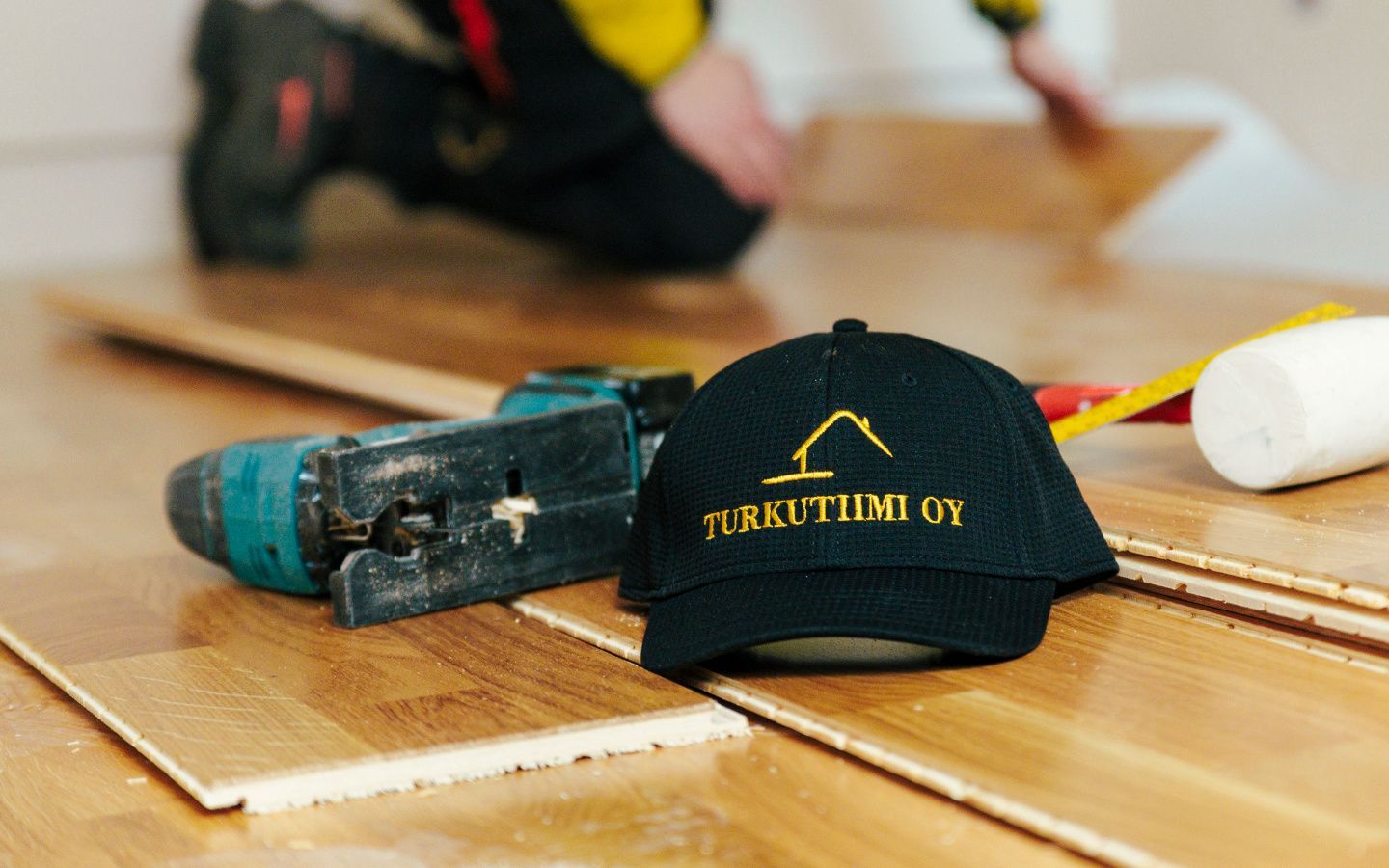 TurkuTiimi Oy lattianasennus Turku