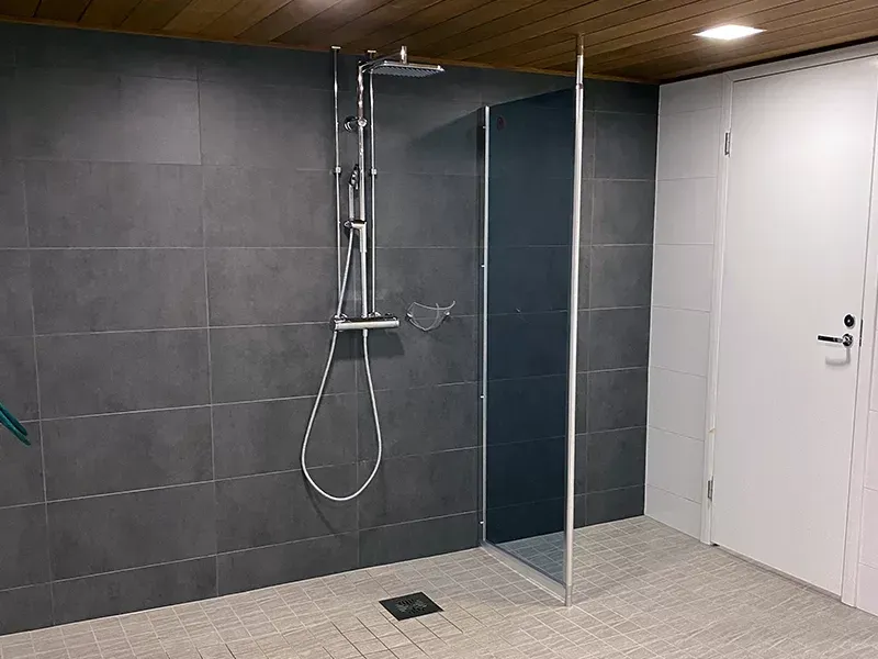 Märkätilaremontti Turku – sertifioitu ja kestävä kylpyhuoneen uudistus omakotitaloon.