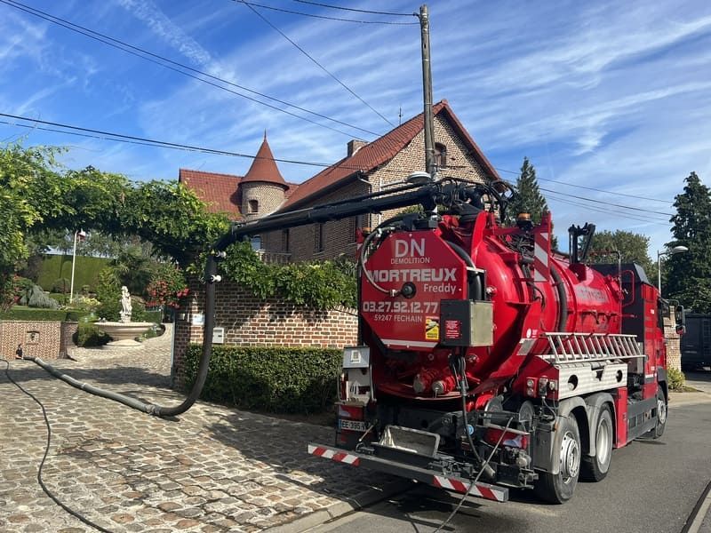 Camion pour hydrocurage