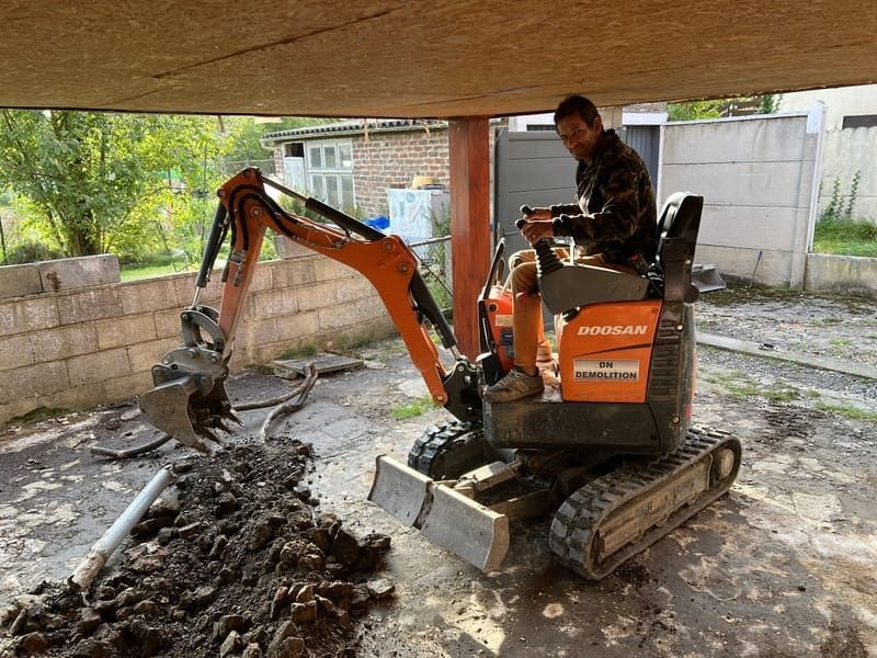 Location de minipelle avec chauffeur