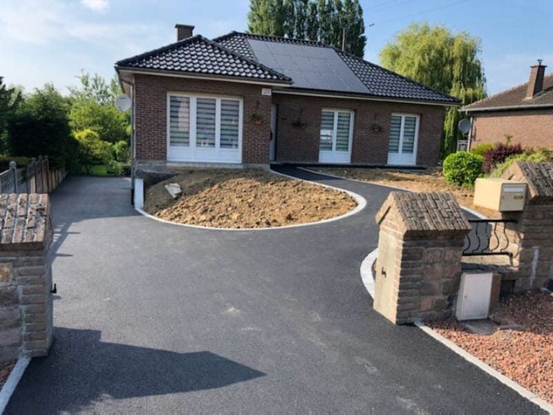 Enrobé d'une allée privée
