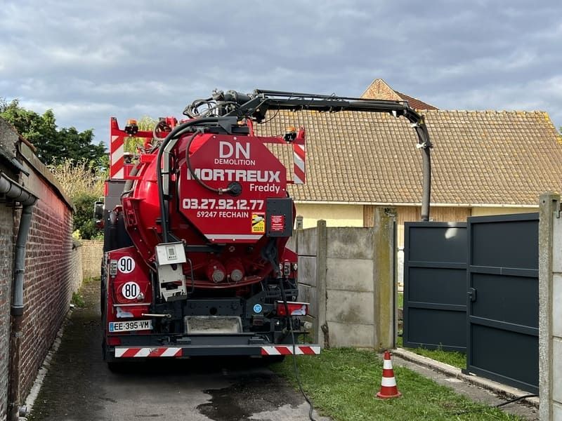 Vidange d'une fosse à toutes eaux