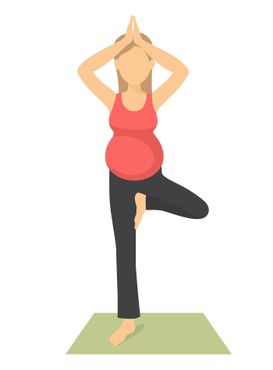 Una mujer embarazada está haciendo una pose de yoga en una esterilla de yoga.