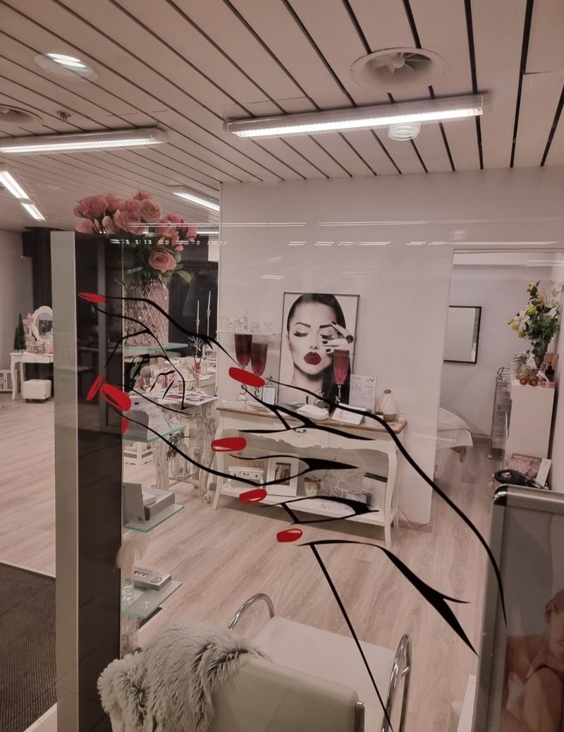 nail and beauty center daniela 