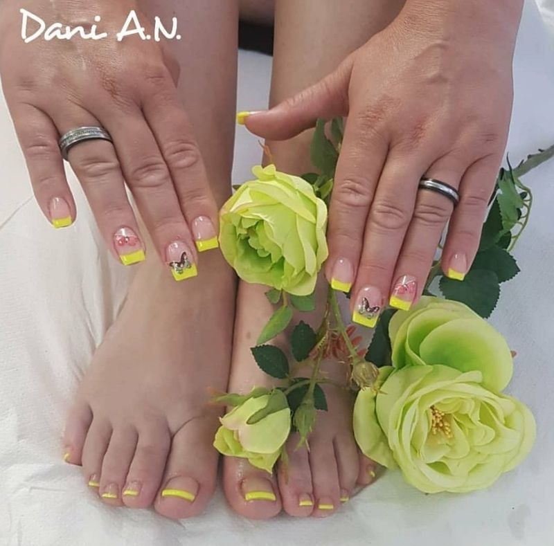 nail and beauty center daniela  Nageldesign Gelnägel Maniküre Pediküre