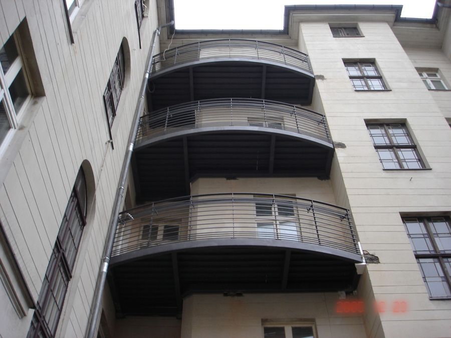 Balkone für Mehrfamilienhäuser.