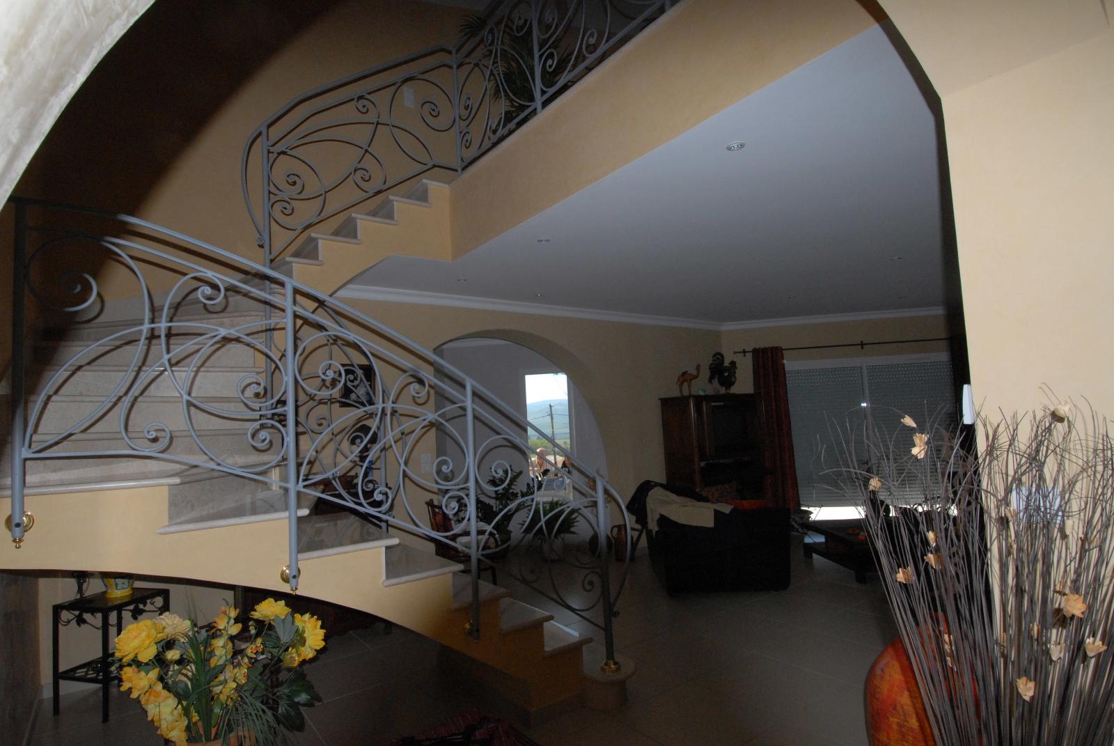 création d'escalier dans maison individuelle Micco Frères à Hurigny Saône et Loire