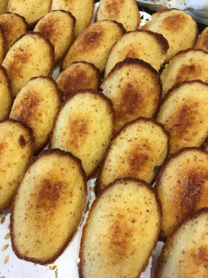 Un assortiment de madeleines.