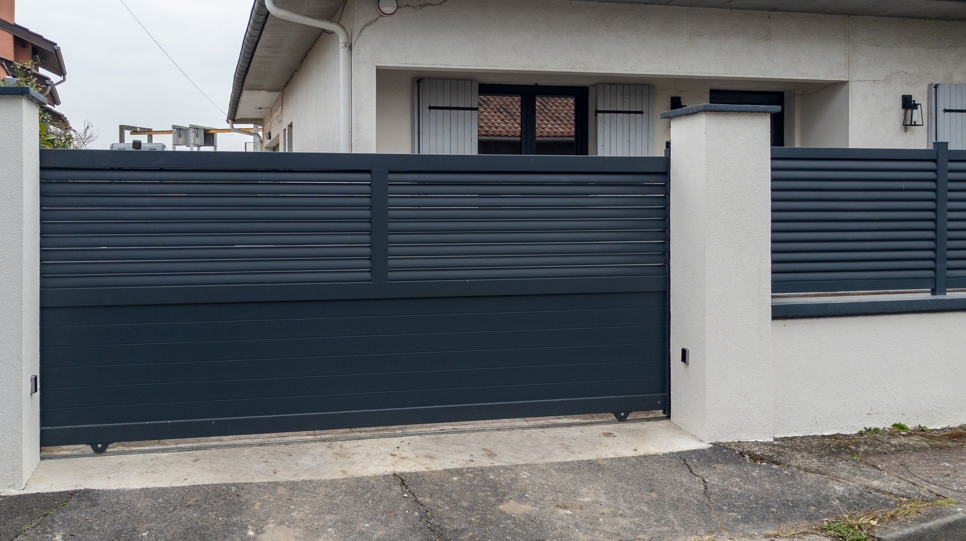 Portail en aluminium