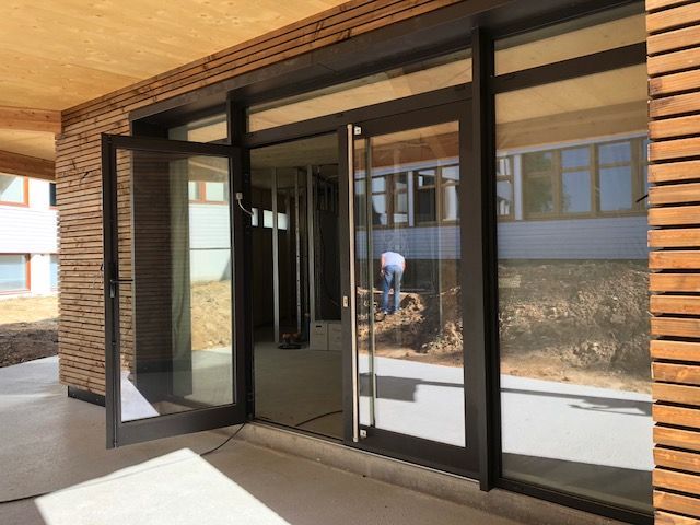 Porte d'entrée double en aluminium noir