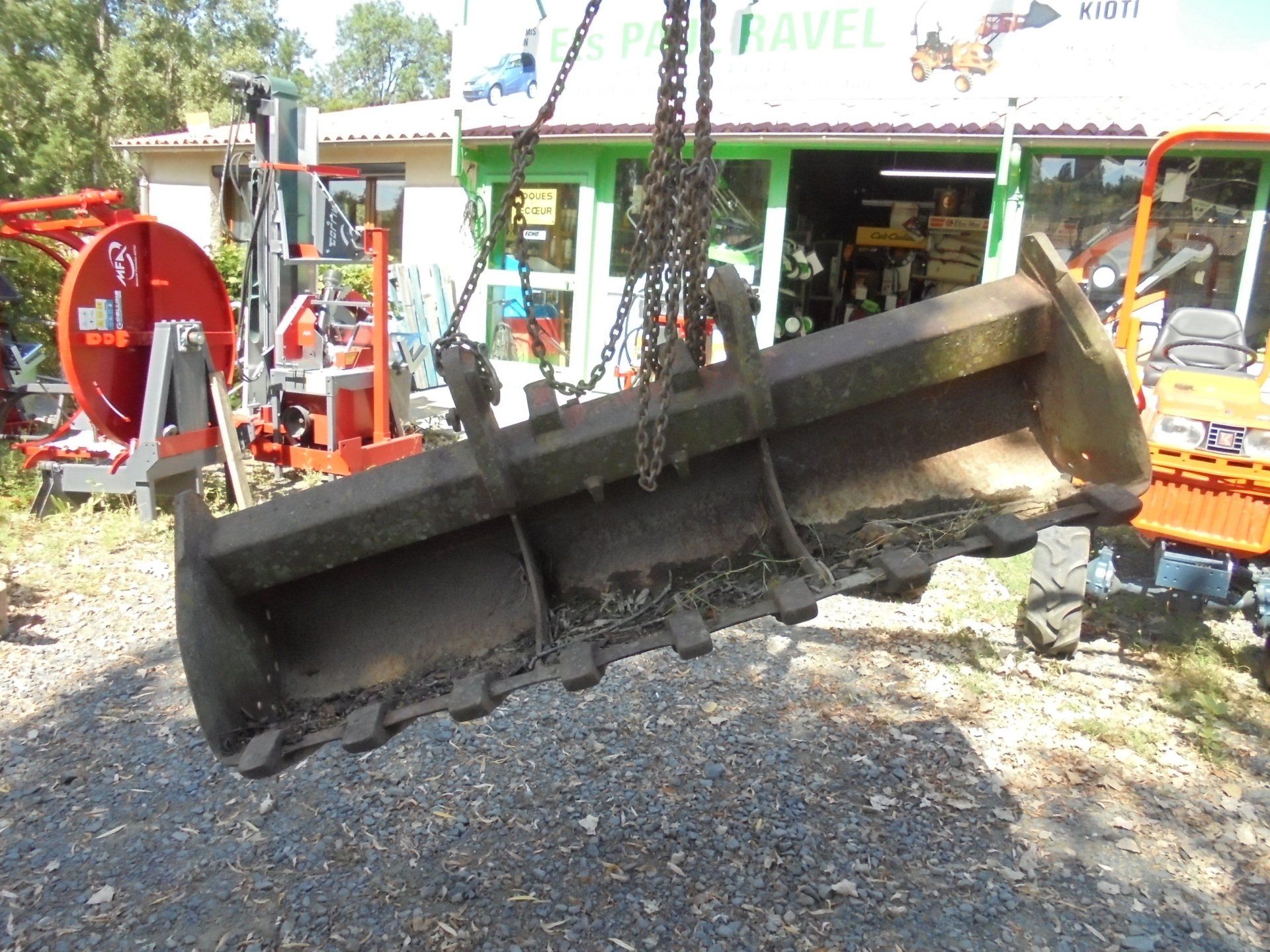 benne bennette godet fourche surelevateur occasion agricole