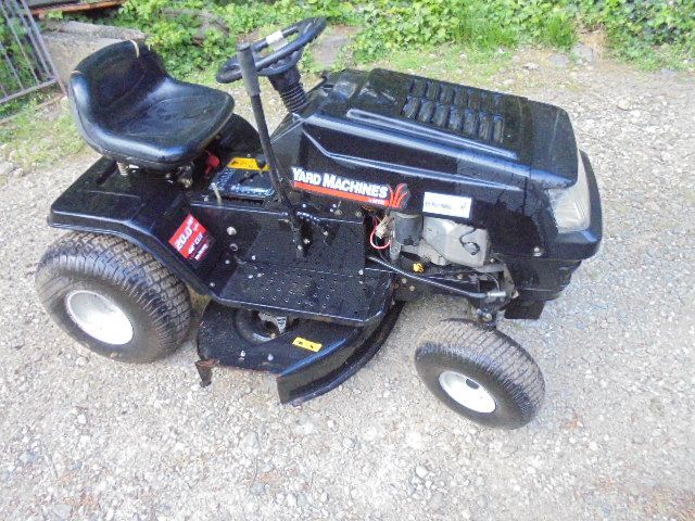 autoportée, tracteur tondeuse, occasion, sans bac, éjection latérale, montmorin, motoculture, ravel