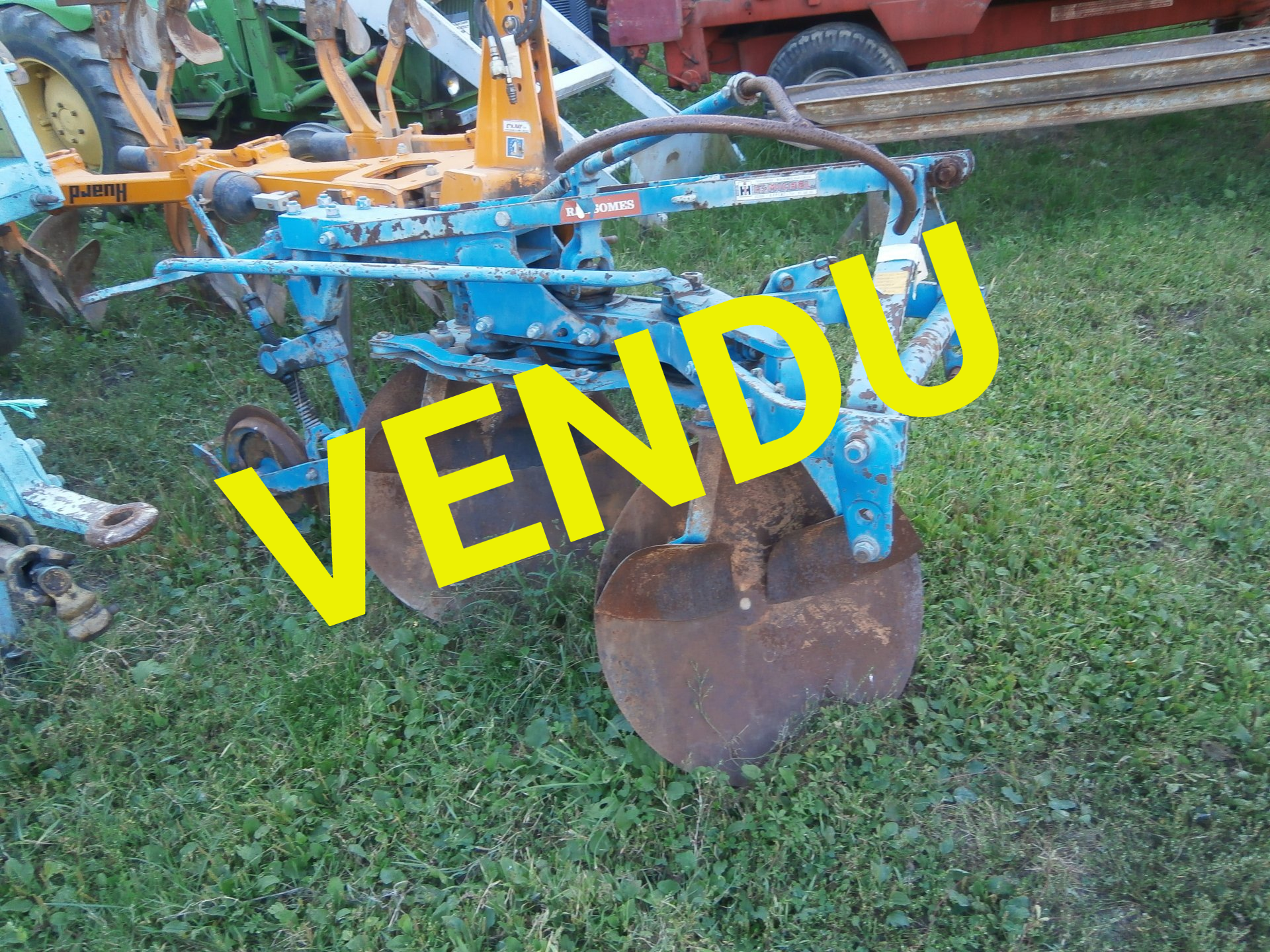 materiel 3 pts charrue brabant travail sol agricole occasion