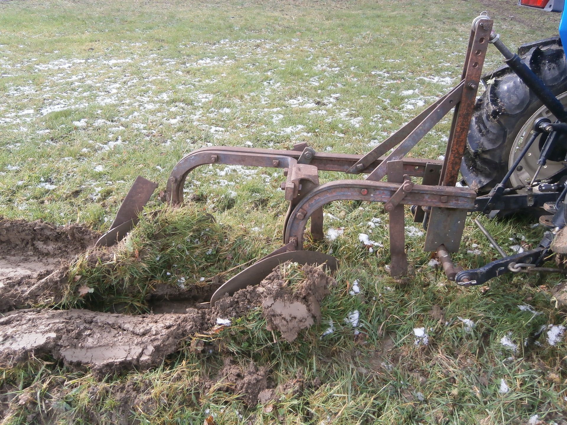 charrue, brabant, porté, planche, paul ravel, montmorin, occasion, puy-de-dôme, auvergne