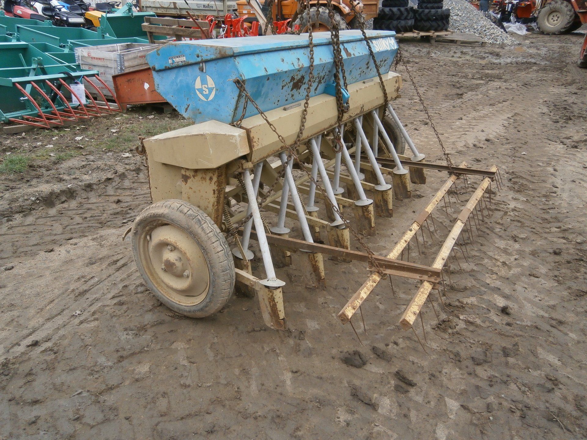 materiel 3 pts charrue brabant cultivateur extirpateur travail sol agricole occasion