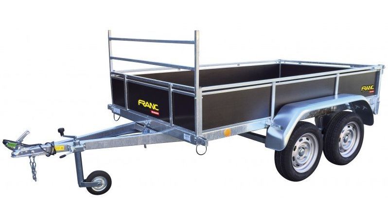 remorque voiture routière