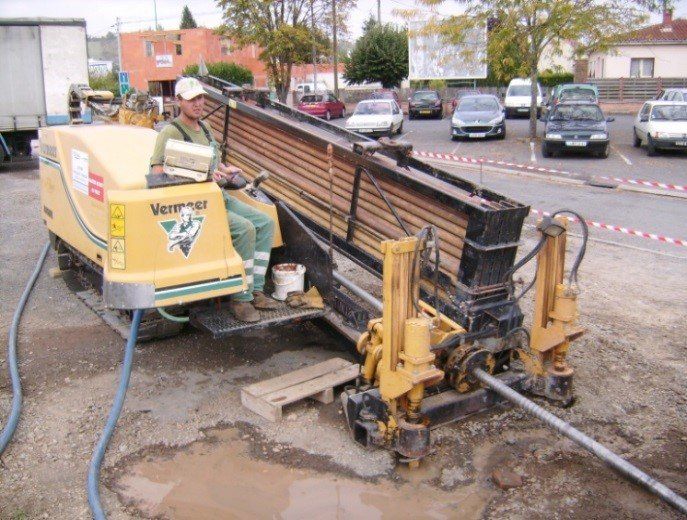 Foreuse de forage dirigé