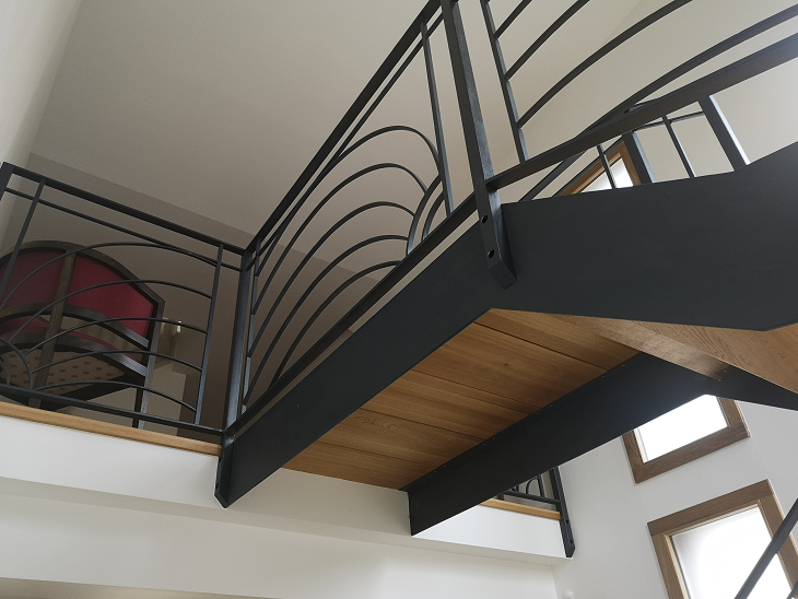 Escaliers intérieurs 06.