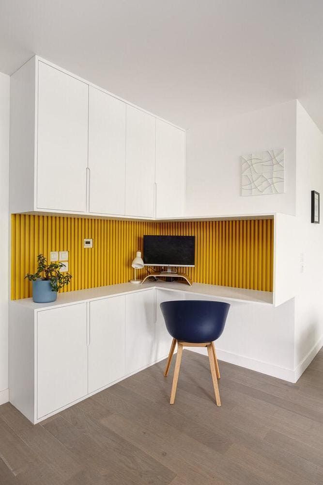 Cuisine orange et blanche 01.