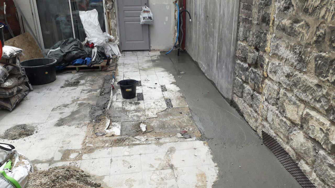 Rénovation du sol.